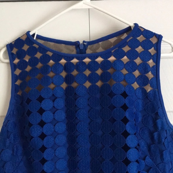 Lauren Navy Circle Lace Dress - Picture 4 of 4